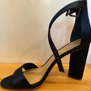 Gianni bini heels. Size 8.5. Never been worn. New in box.